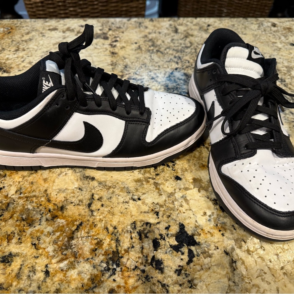 Nike Women’s Dunk Low panda black white sneakers